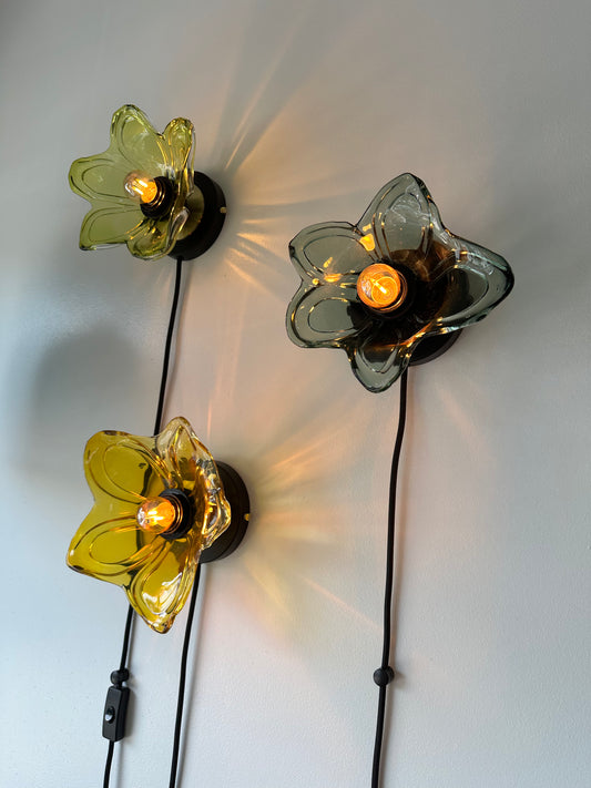 Bloom Sconce - Petal Open